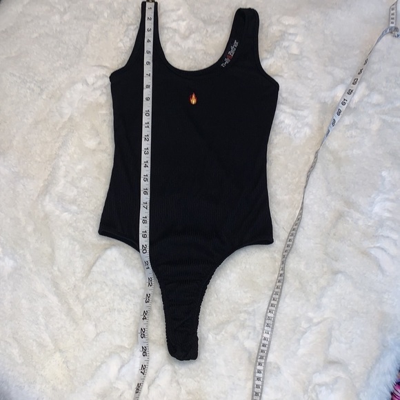 Polly & Esther Bodysuit - Picture 6 of 7